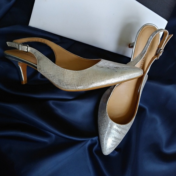 ANTONIO MELANI Shoes - Antonio Melani orlenne slinkback pointed toe-pumps